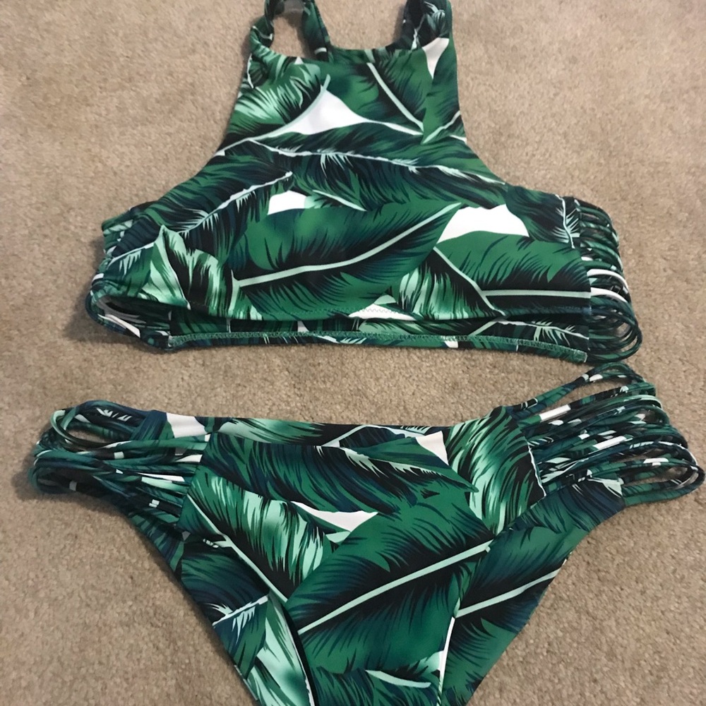 Large cupshe tropical bathing suit